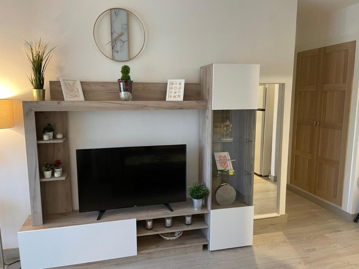Apartamento Totalmente Reformado Con Piscina Y Jardines Al Lado De La Playa De La Carihuela Торремолинос Экстерьер фото