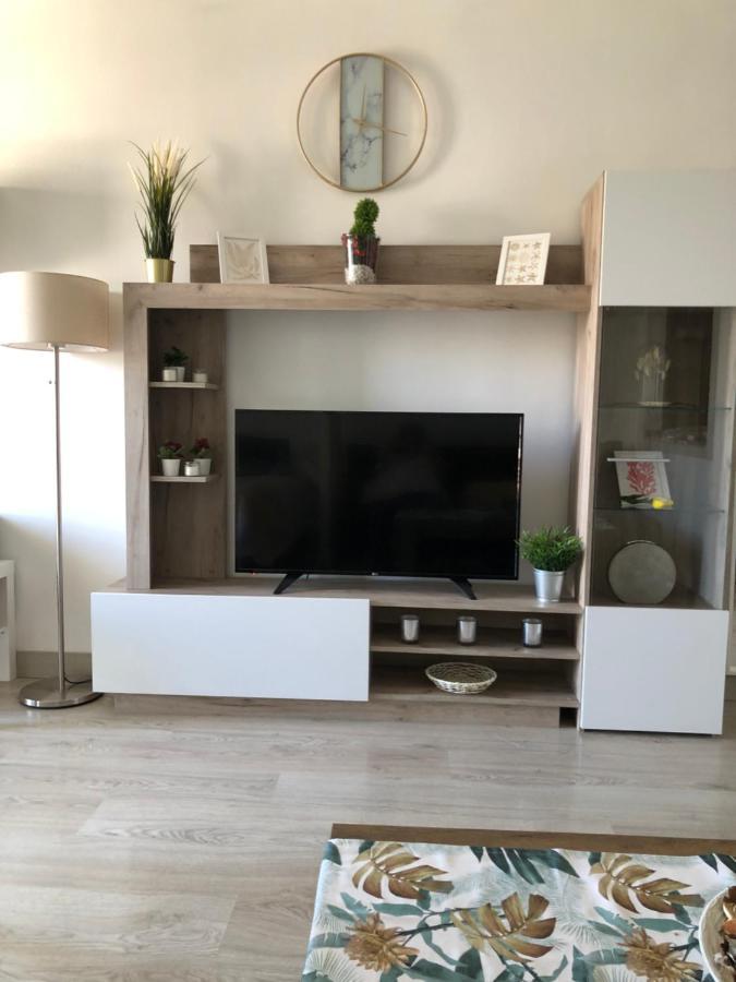 Apartamento Totalmente Reformado Con Piscina Y Jardines Al Lado De La Playa De La Carihuela Торремолинос Экстерьер фото